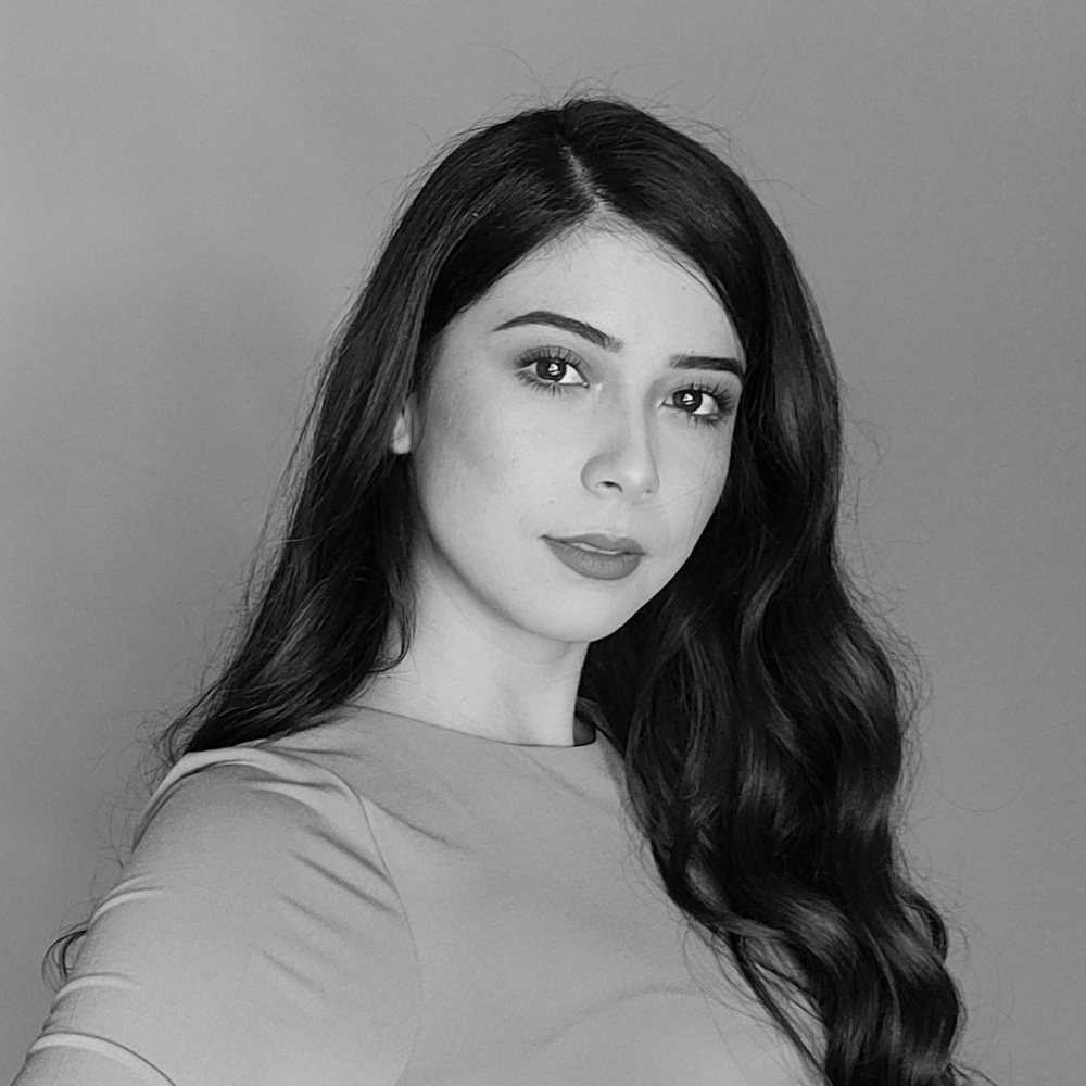Meet your Posher, Alejandra